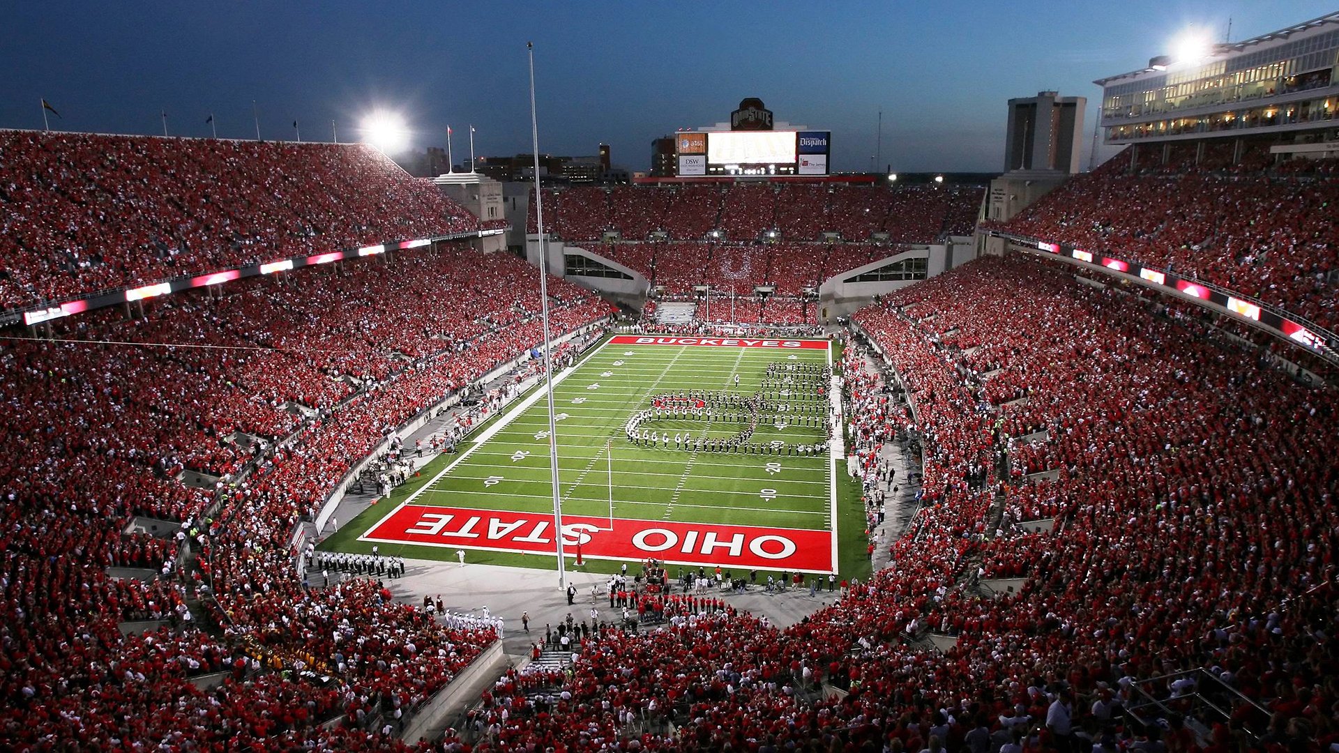 乐鱼体育地址-4连胜西部第三！约基奇32+14+14+8失误，170次三双超一半三节到手，约基奇比赛视频